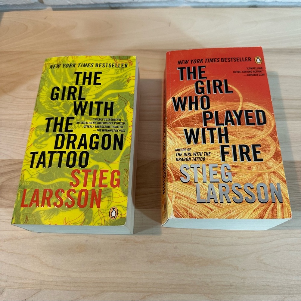 The Girl with the Dragon Tattoo /The Girl Who Played with Fire Paperback books